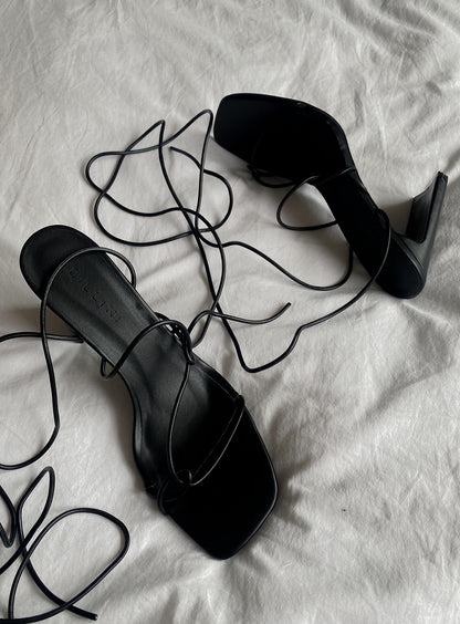 Billini Hades Heels Black