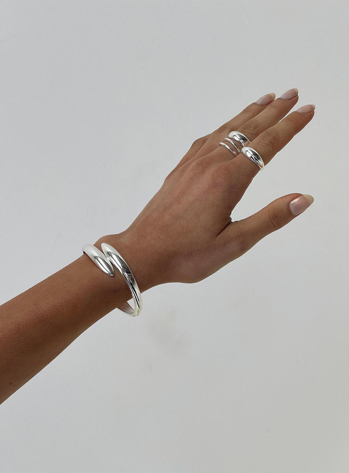 Barberry Cuff Silver