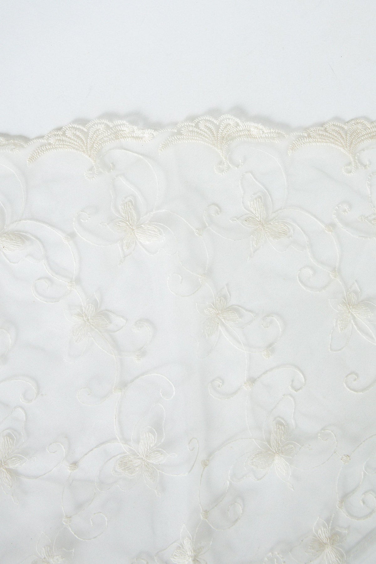 Brigette Lace Bandana White