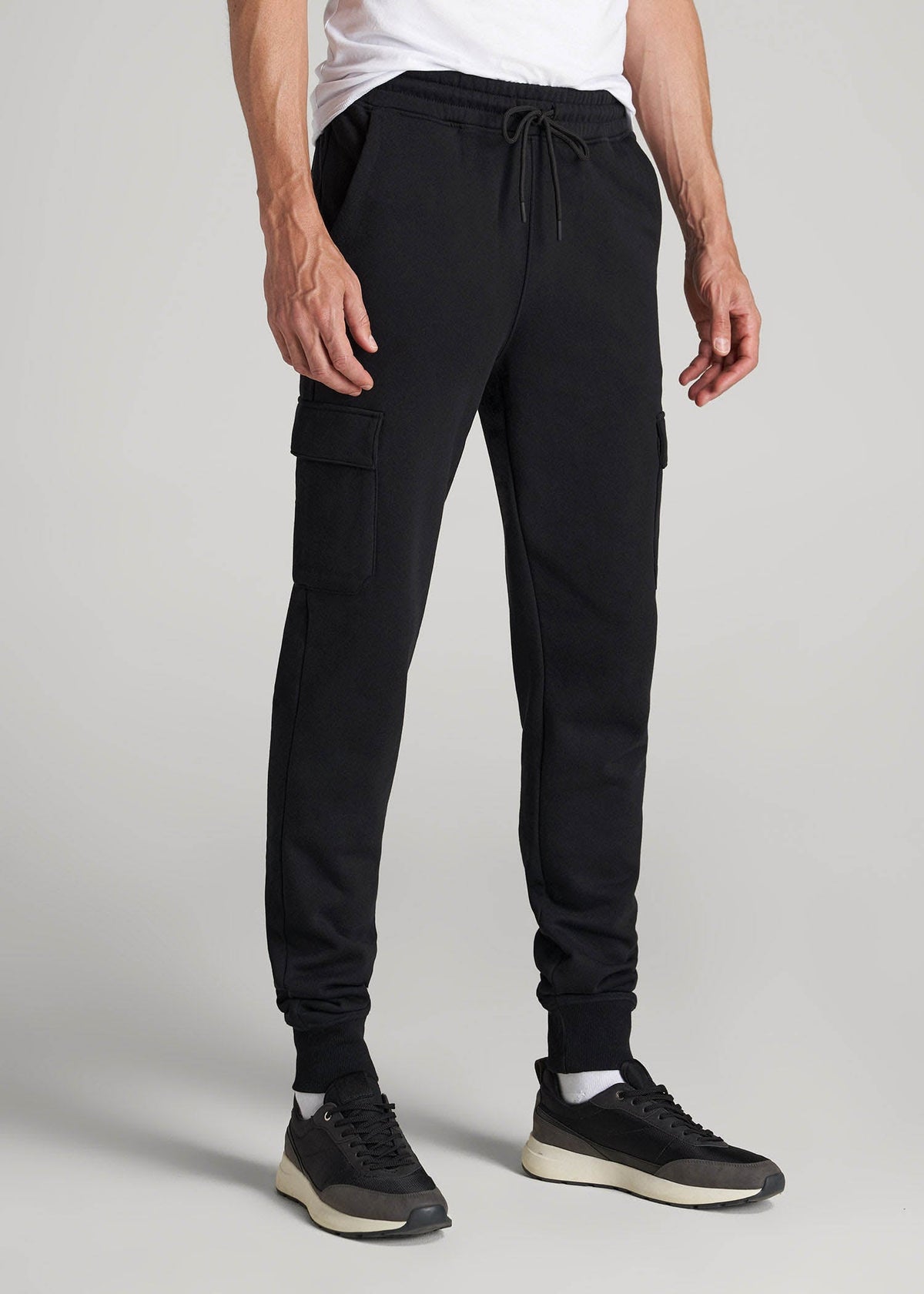 Wearever Fleece Cargo Jogger For Tall Men in Black