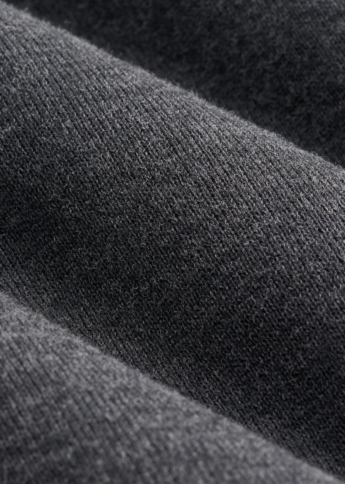 Everyday V-Neck Sweater for Tall Men in Charcoal Mix