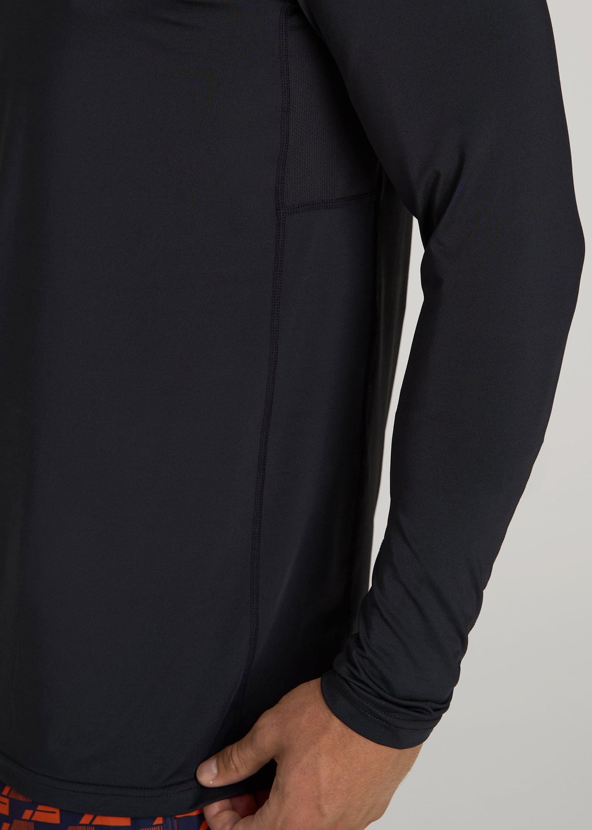 Long Sleeve UPF 50 Rash Guard for Tall Men in Black