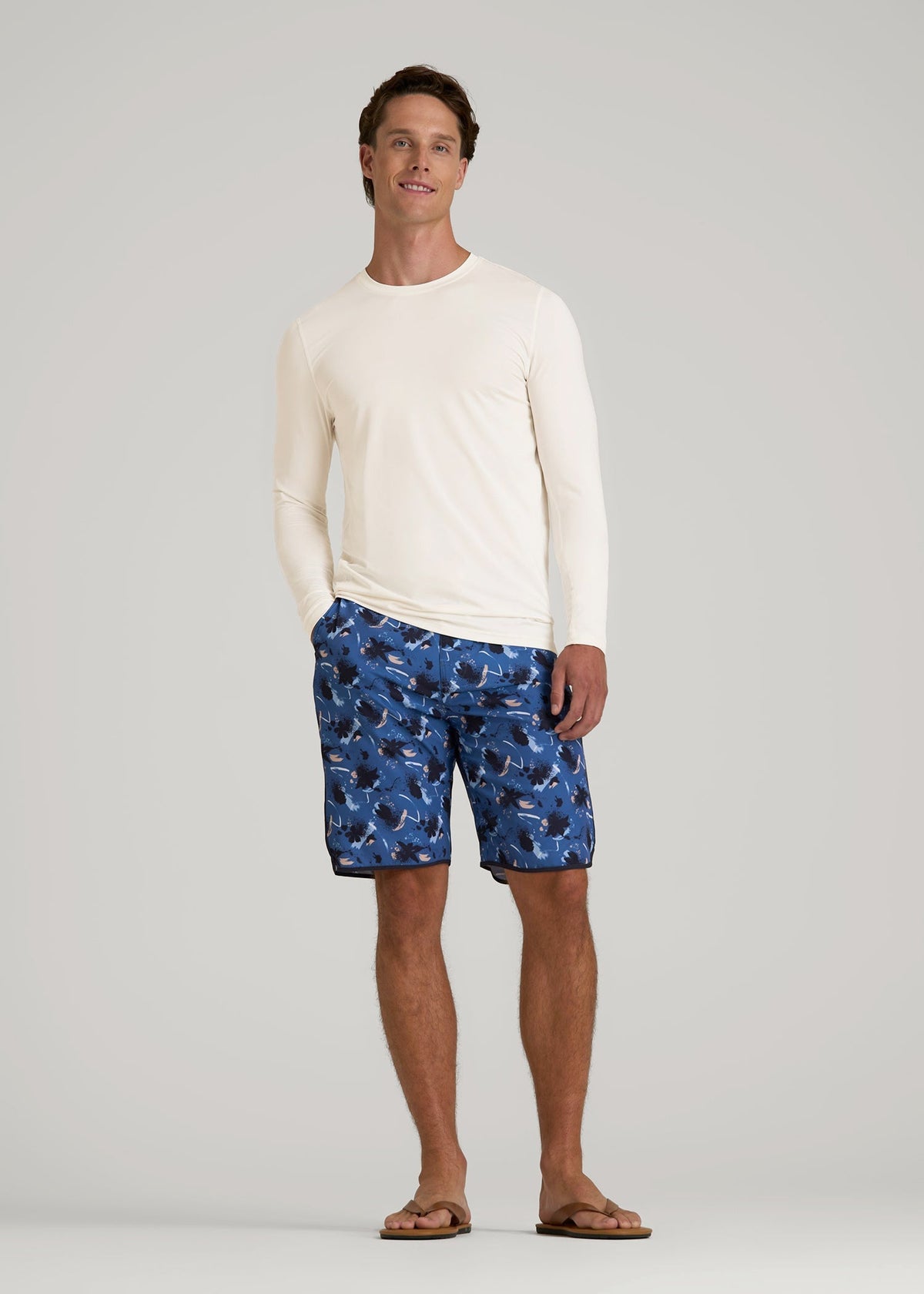 Long Sleeve UPF 50 Rash Guard for Tall Men in White Alyssum