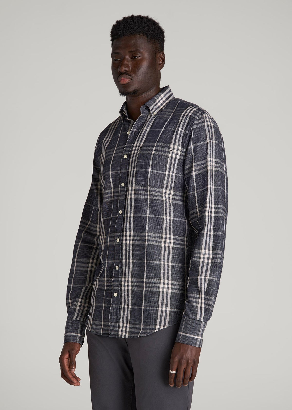 Textured Weave Cotton Button-Up Shirt for Tall Men in Dark Blue Plaid