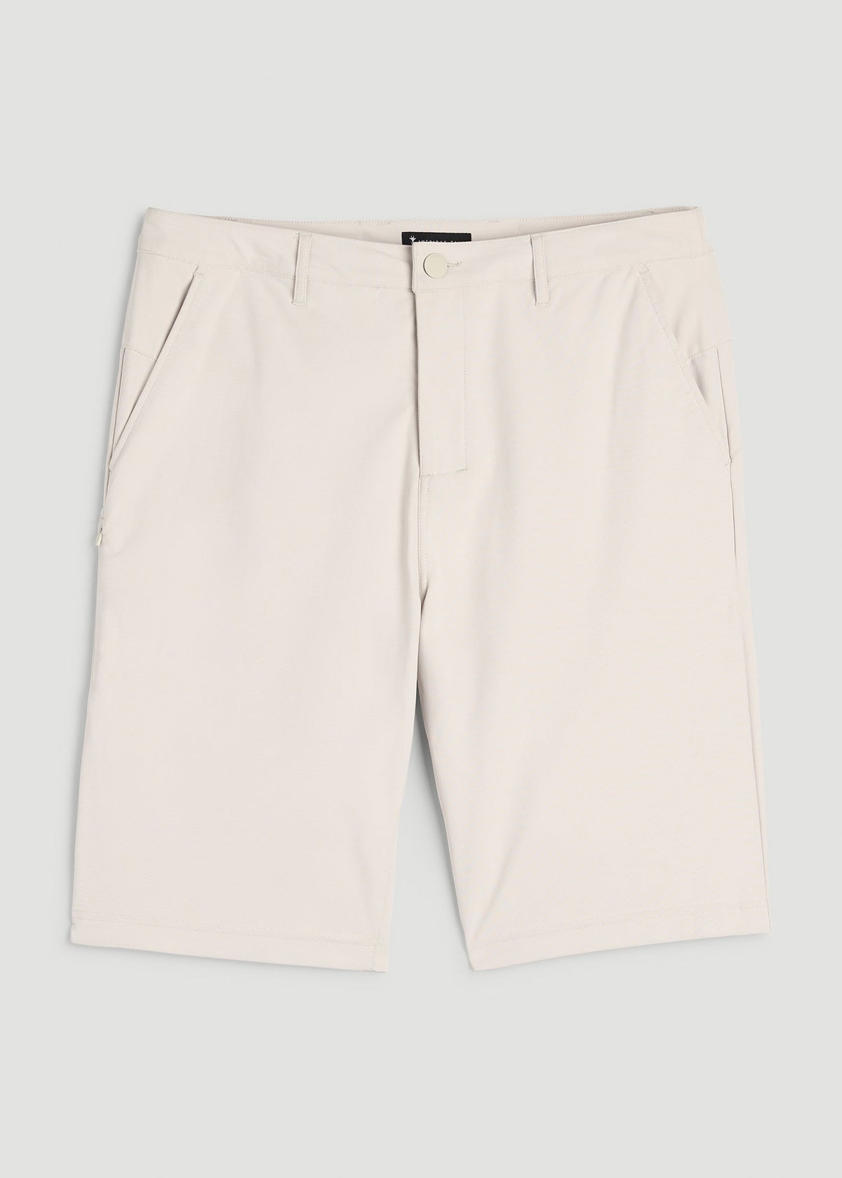 Traveler Chino Short 2.0 for Tall Men in Drywall Tan