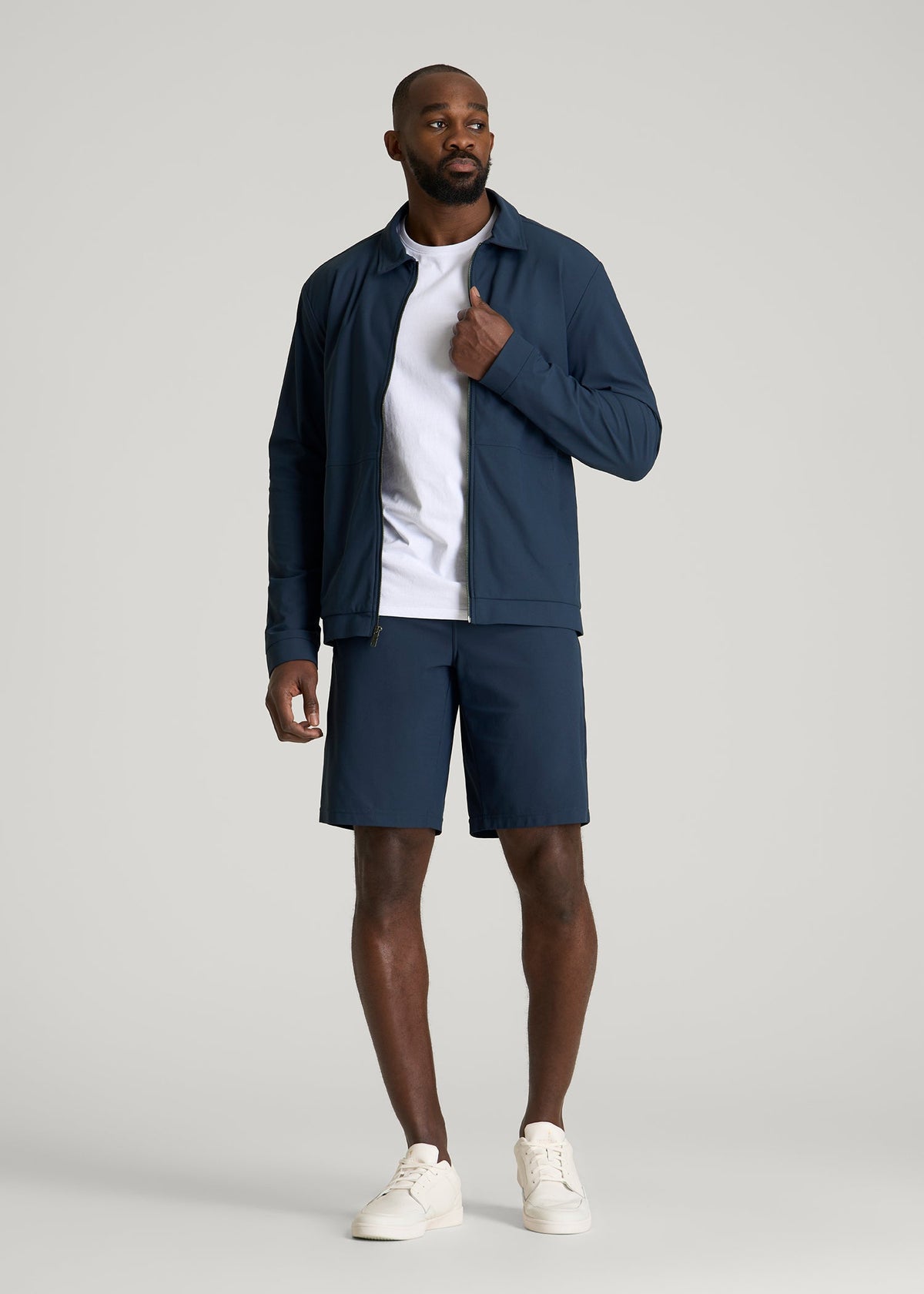 Traveler Chino Short 2.0 for Tall Men in Navy Blue