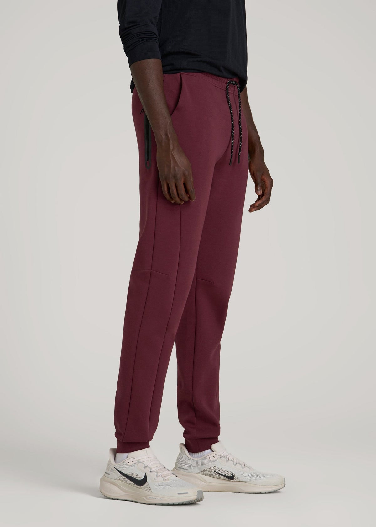 Tech Motion Fleece Joggers for Tall Men in Tawny Port