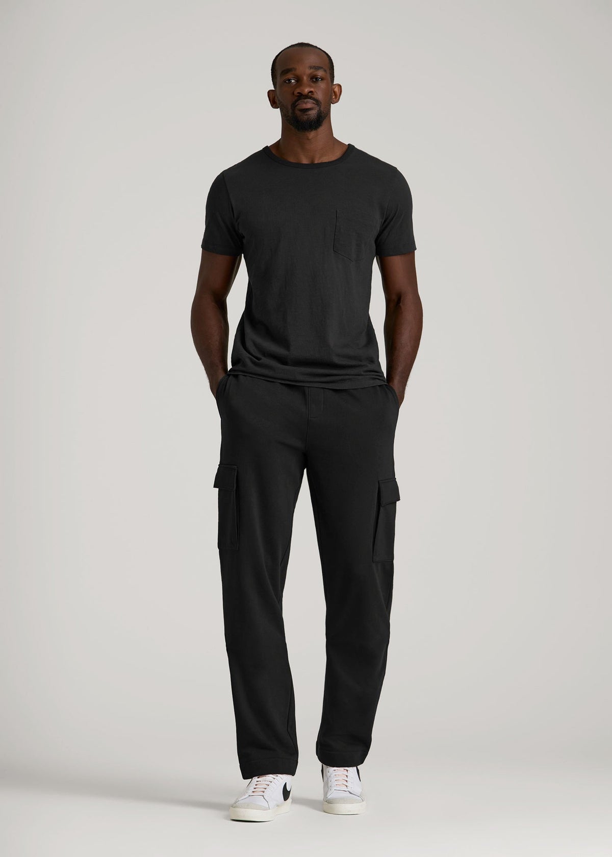 Wearever Fleece Straight Leg Cargo Sweatpant for Tall Men in Black