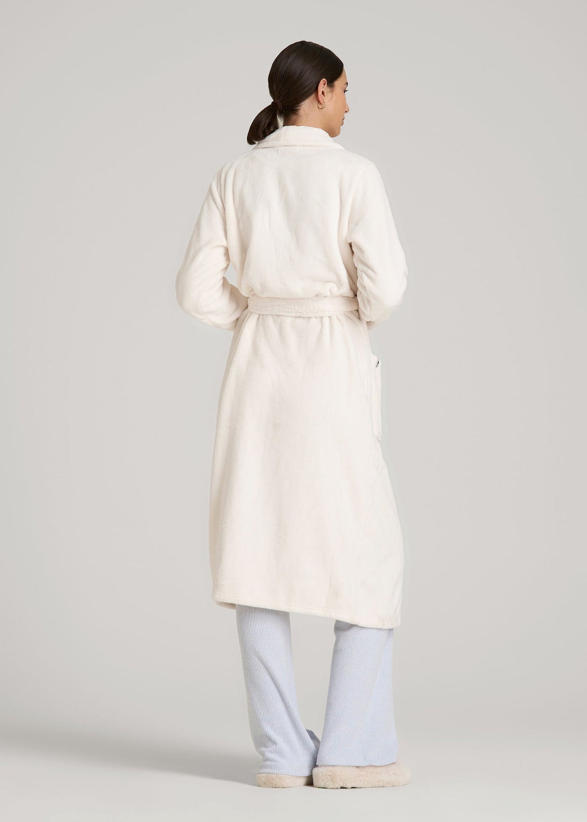 Lounge Robe for Tall Women in White Alyssum