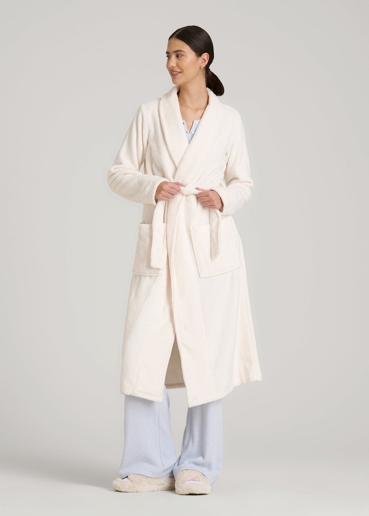 Lounge Robe for Tall Women in White Alyssum