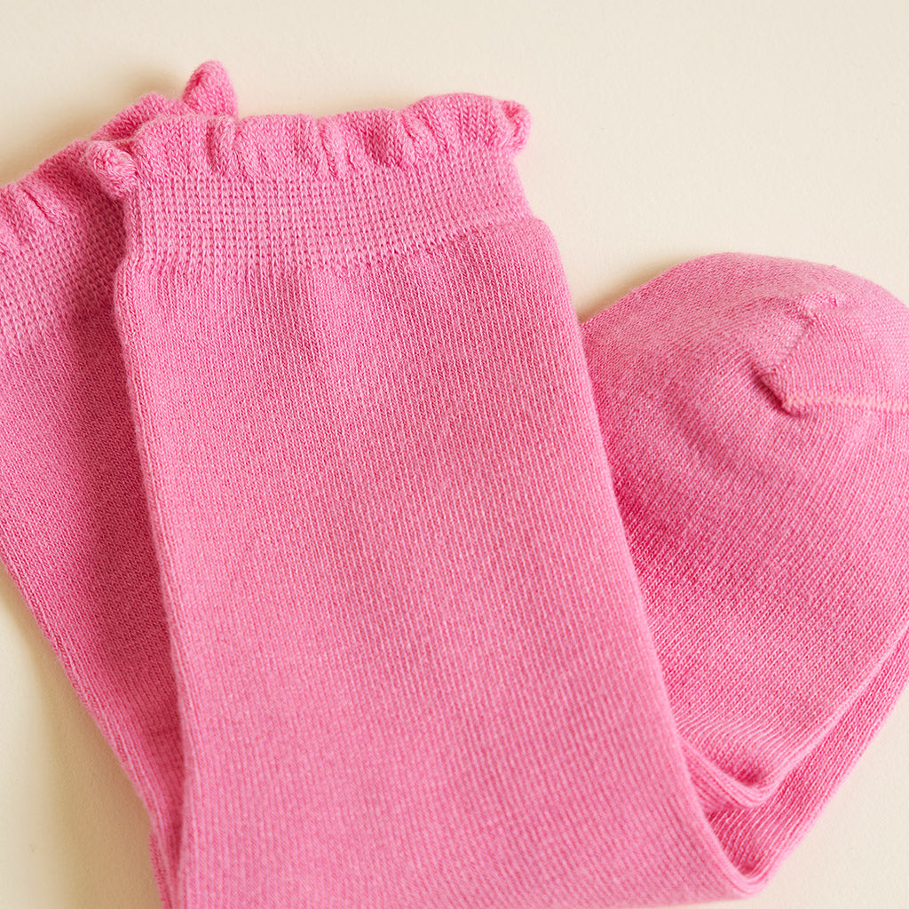 Cruisin' Pink Scallop Crew Socks