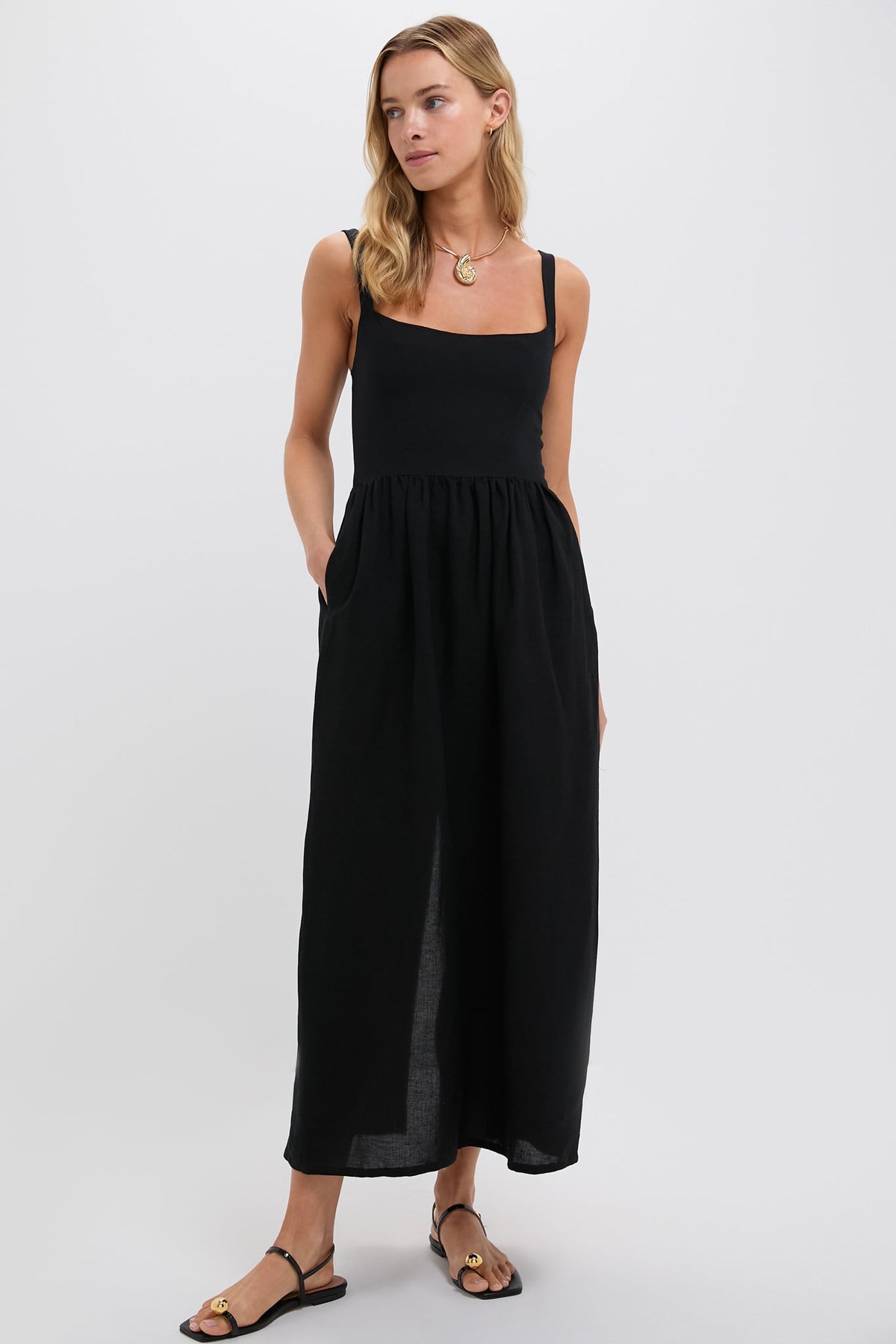 Black Jour Maxi Dress